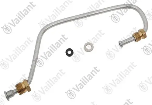 Gasrohr von Vaillant mit zwei Anschlussstellen, einer aus Messing und einer aus Metall, sowie zwei Dichtungen, platziert auf hellem Hintergrund.